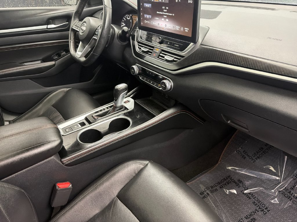 Used 2023 Nissan Altima 2.0 SR FWD image 14
