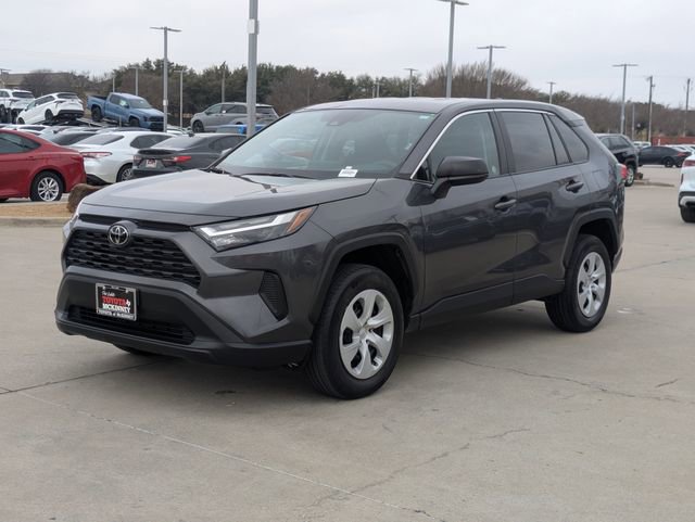 Used 2025 Toyota RAV4 LE image 10