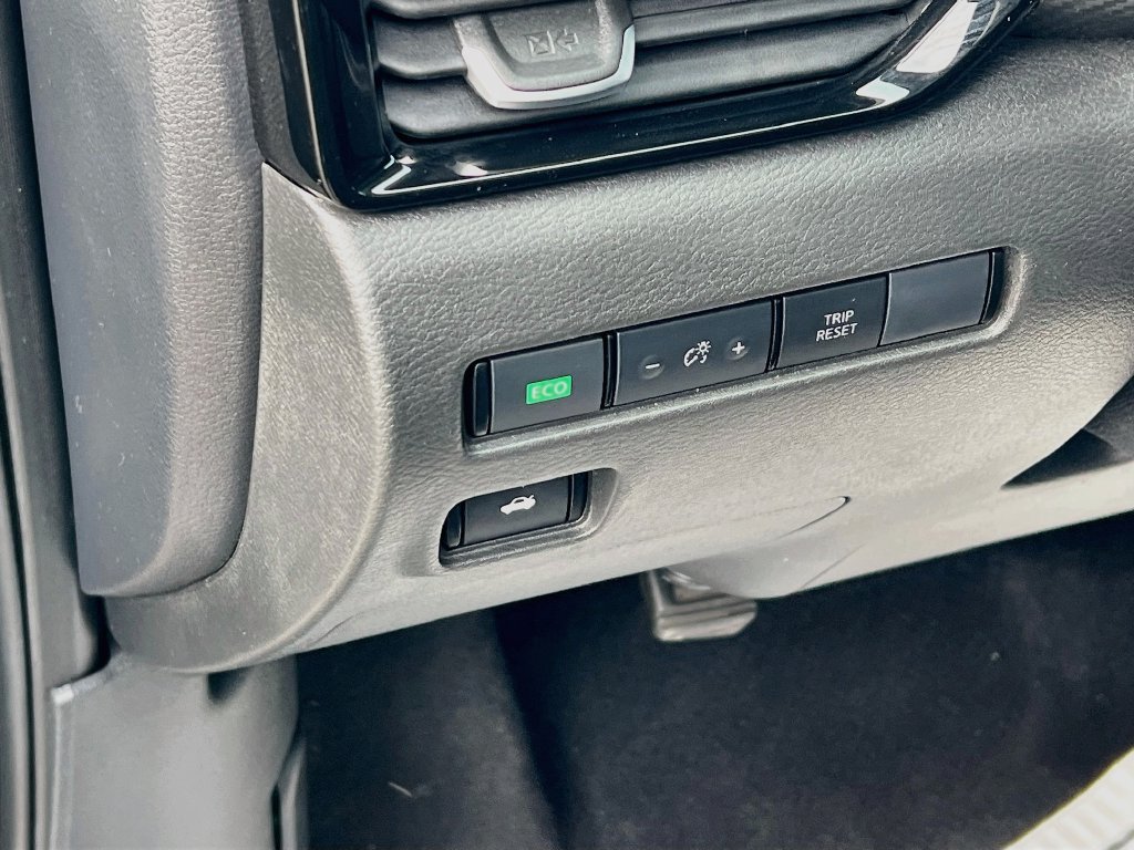 Used 2024 Nissan Sentra SV FWD image 10
