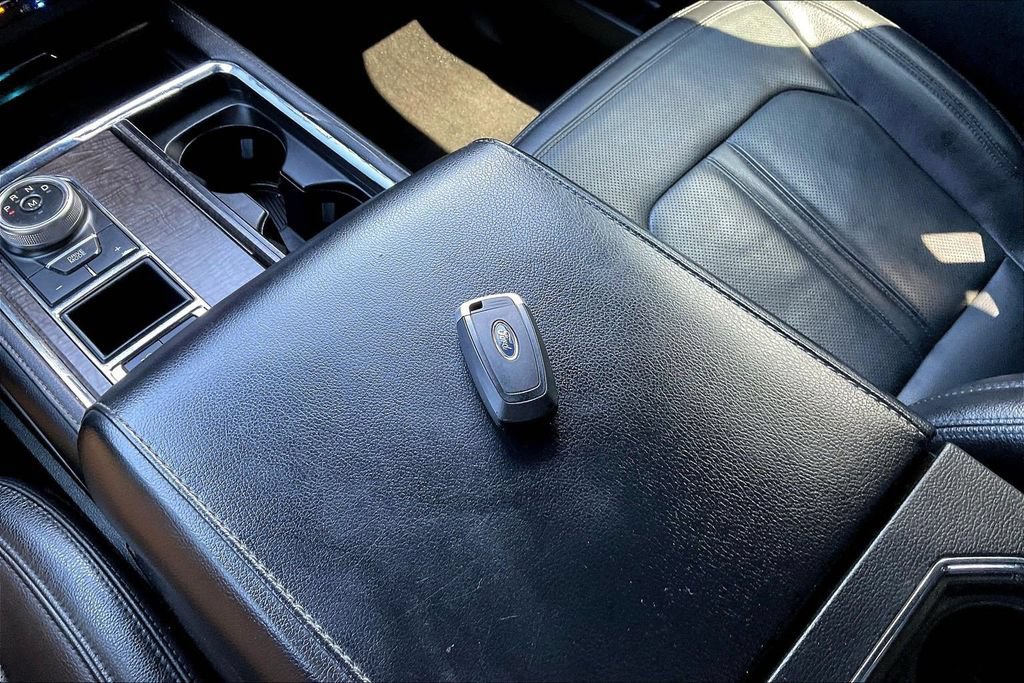 Used 2021 Ford Expedition Limited RWD image 38
