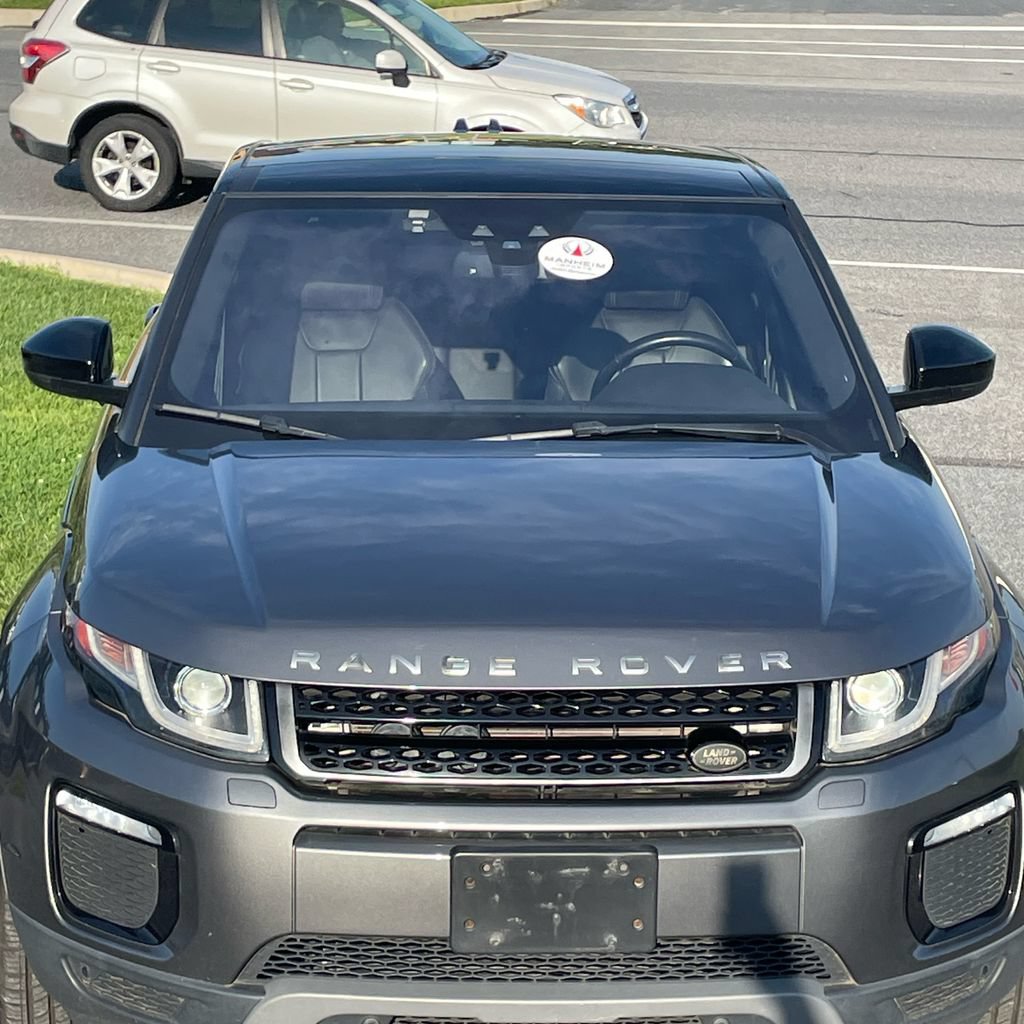 Used 2018 Land Rover Range Rover Evoque SE Premium AWD/4WD image 9