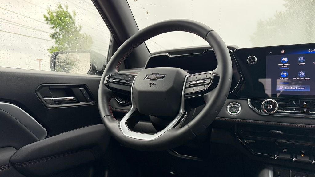 Used 2024 Chevrolet Colorado Z71 w/ Z71 Convenience Package 2 image 35