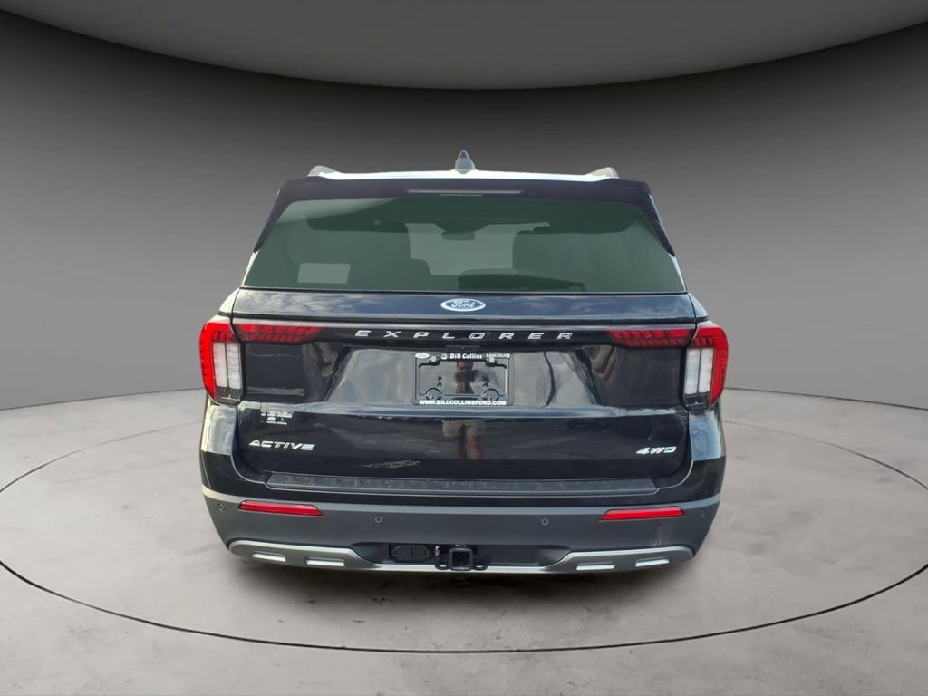 New 2026 Ford Explorer Active image 7