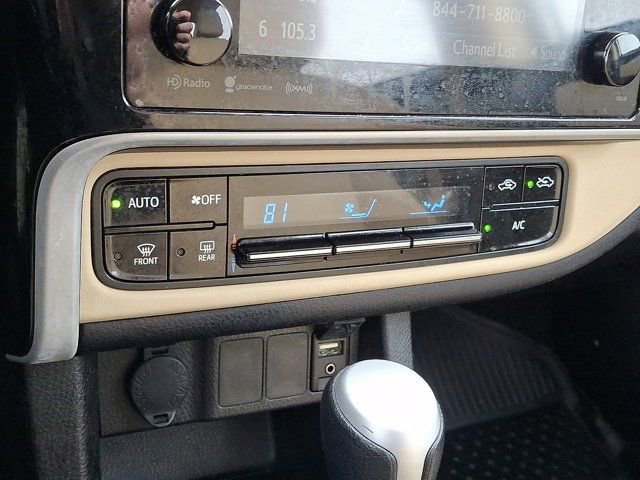 Used 2018 Toyota Corolla LE w/ LE Premium Package w/Moonroof image 21