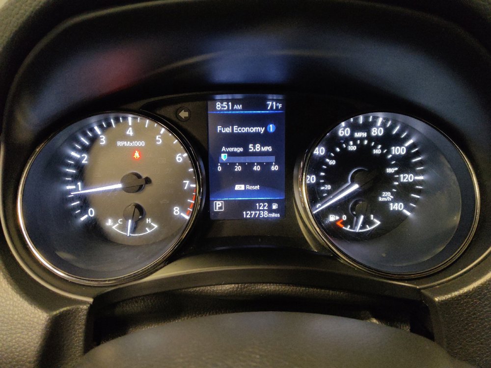 Used 2020 Nissan Rogue Sport SV w/ All-Weather Package FWD image 23