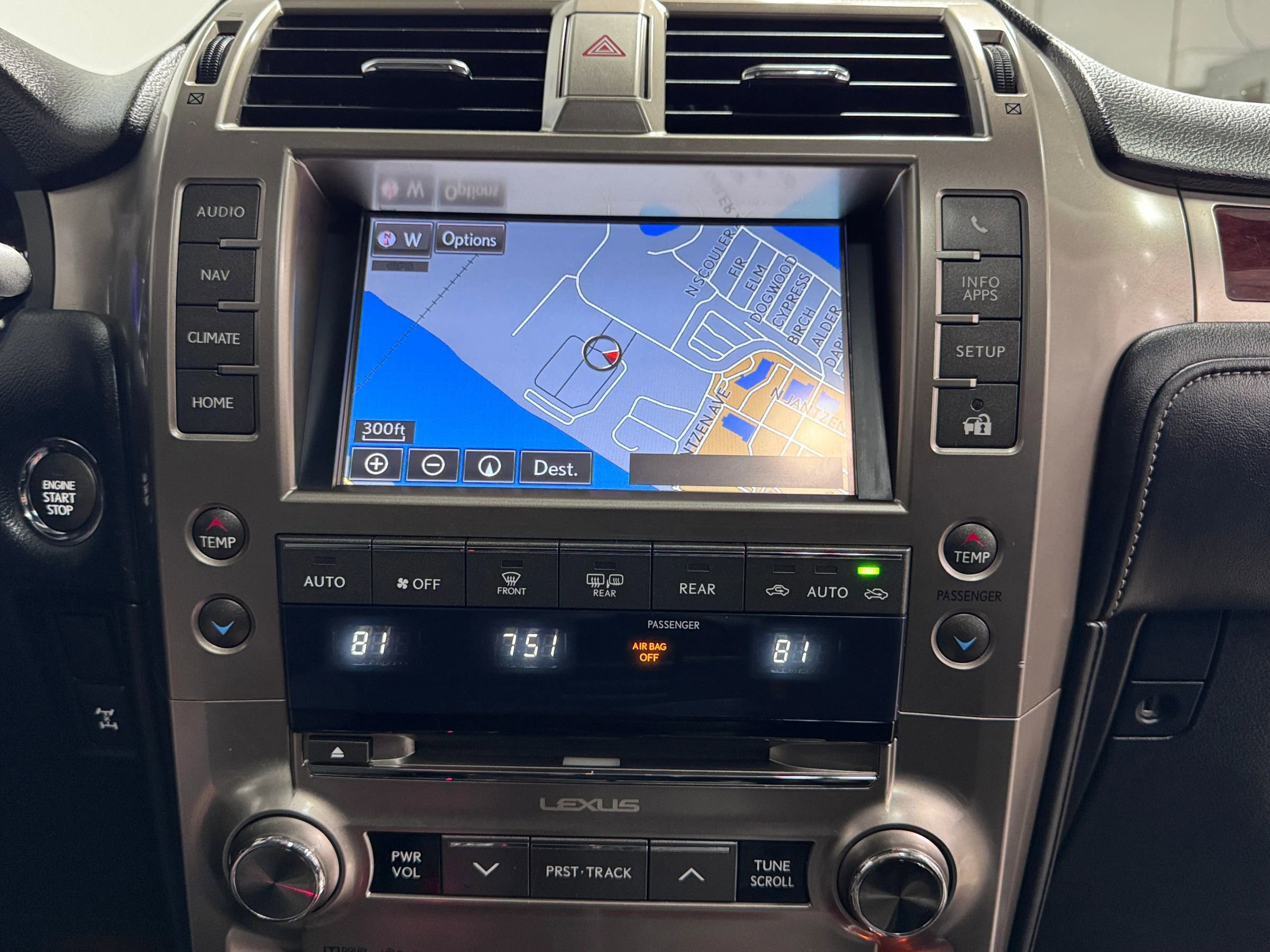 Used 2014 Lexus GX 460 Premium w/ Premium Package image 22