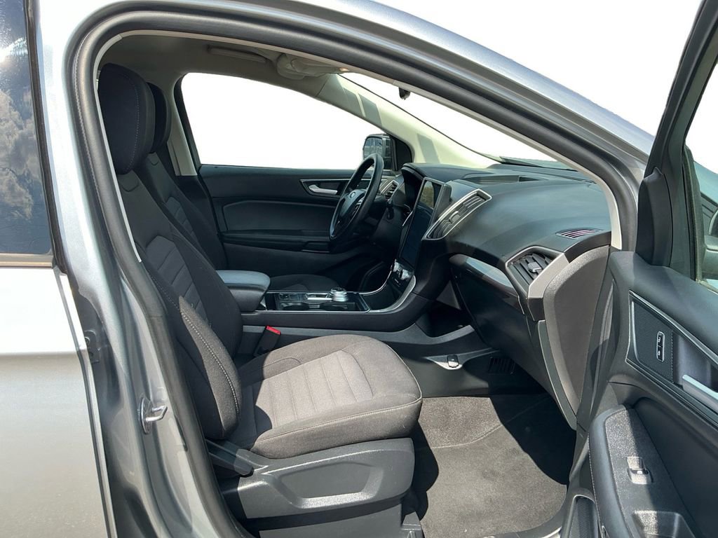 Used 2024 Ford Edge SE w/ Black Appearance Package AWD/4WD image 22
