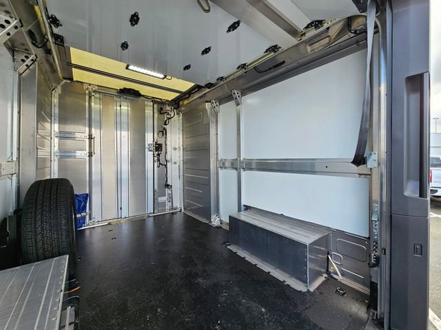 New 2025 Chevrolet Brightdrop 400 w/ Battery Pack, Max Range AWD/4WD image 19