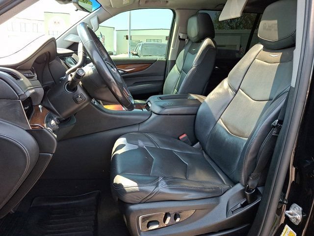 Used 2019 Cadillac Escalade ESV Premium Luxury AWD/4WD image 19
