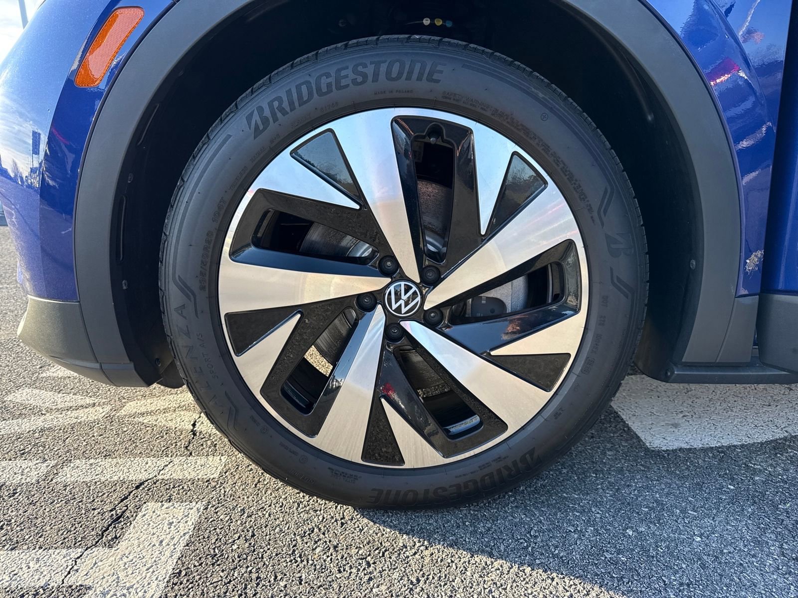 Certified 2021 Volkswagen ID.4 1st Edition image 27