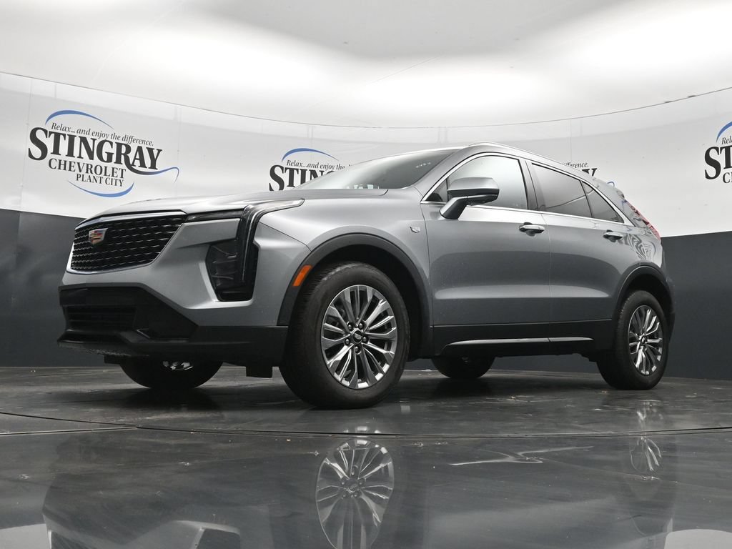 Used 2025 Cadillac XT4 Premium Luxury FWD image 28