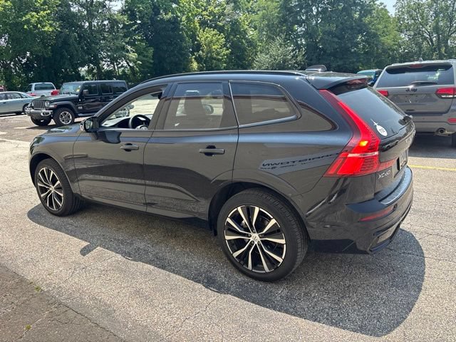 Used 2025 Volvo XC60 B5 Plus w/ Protection Package Premier AWD/4WD image 8