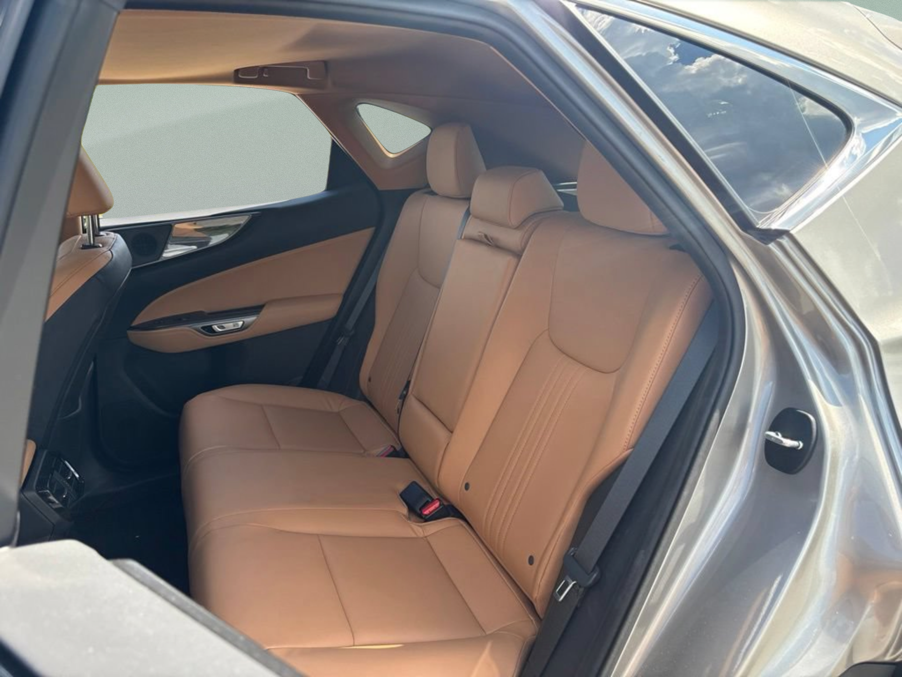 Used 2024 Lexus NX 250 FWD w/ Cold Area Package image 21