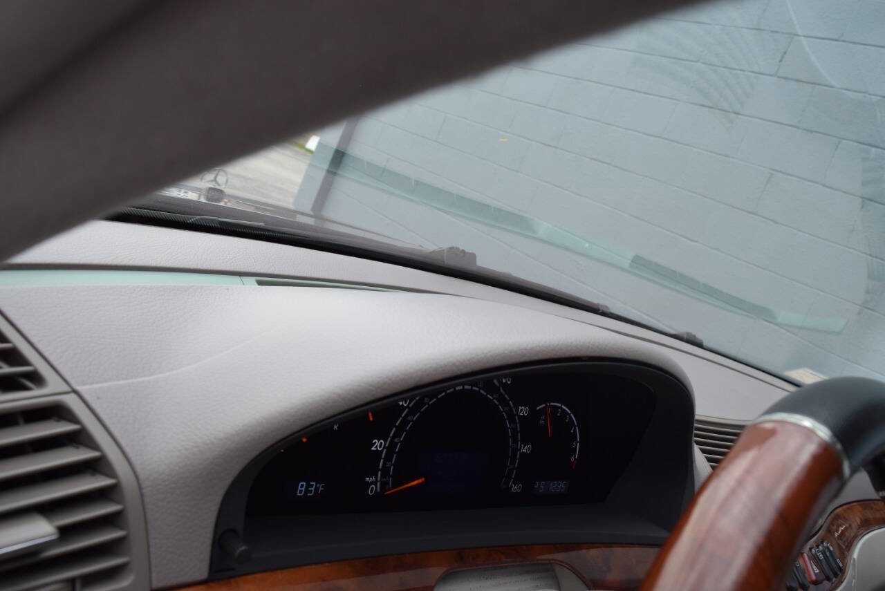 Used 2001 Mercedes-Benz S 500 image 30
