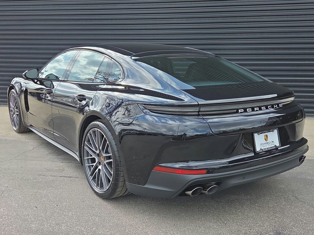 New 2026 Porsche Panamera 4 image 3