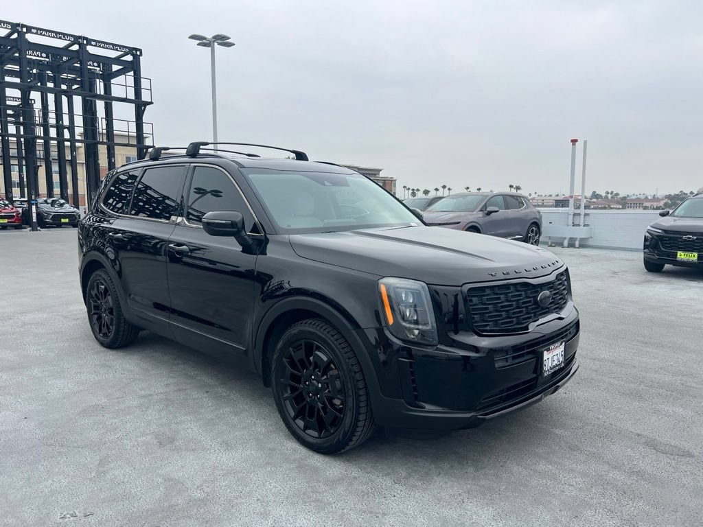 Used 2021 Kia Telluride EX w/ EX Premium Package AWD/4WD image 3