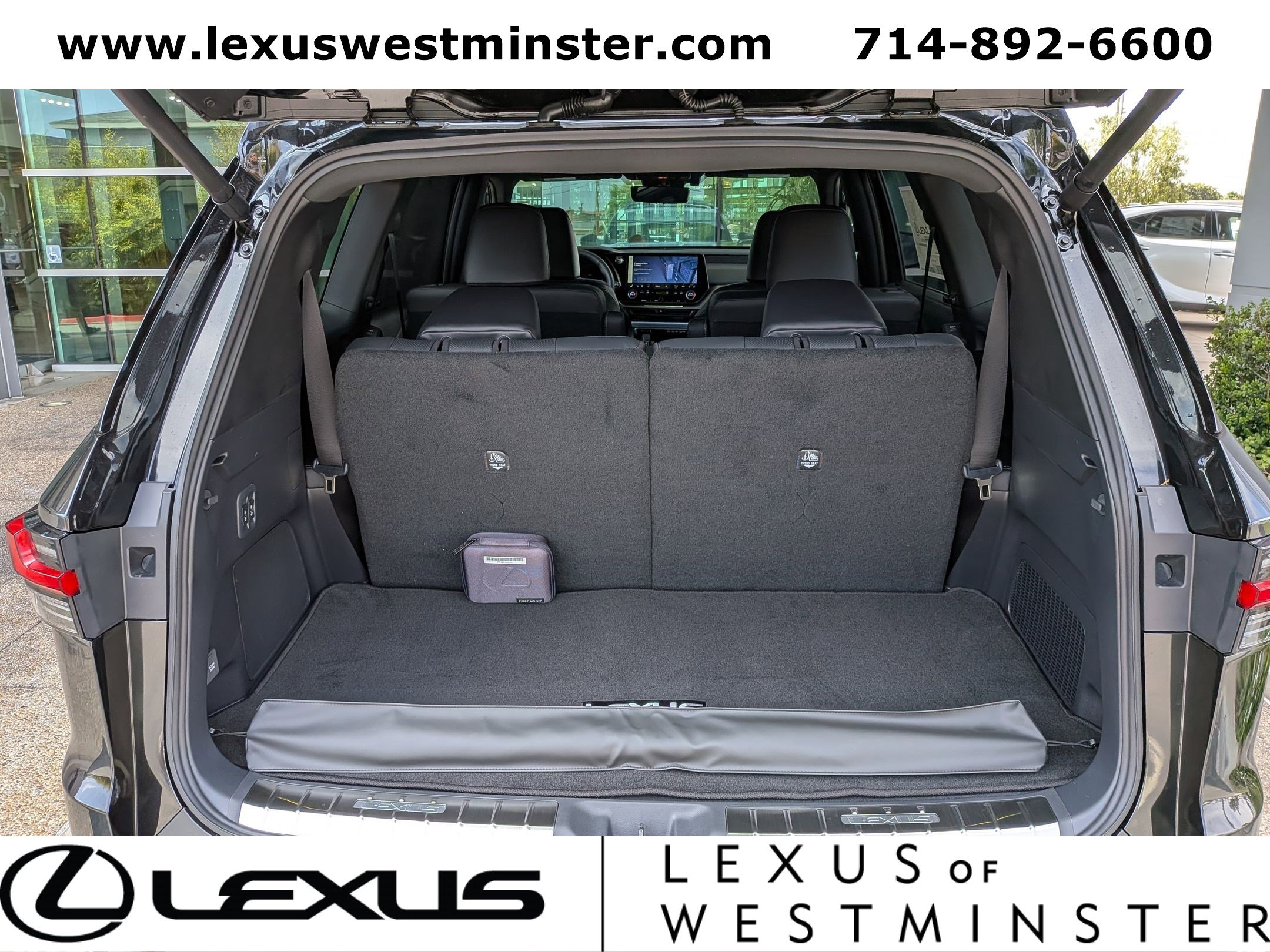 New 2026 Lexus TX 550h AWD Plug-In Hybrid image 9