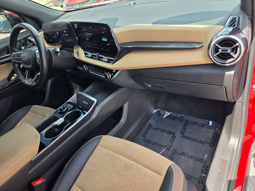 Used 2025 Chevrolet Equinox ACTIV FWD image 17