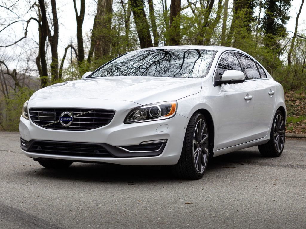 Used 2015 Volvo S60 T6 Platinum image 13