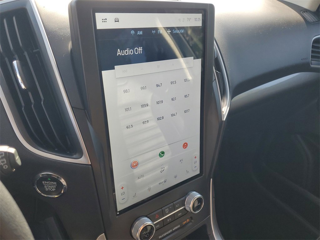 Used 2024 Ford Edge SEL image 21