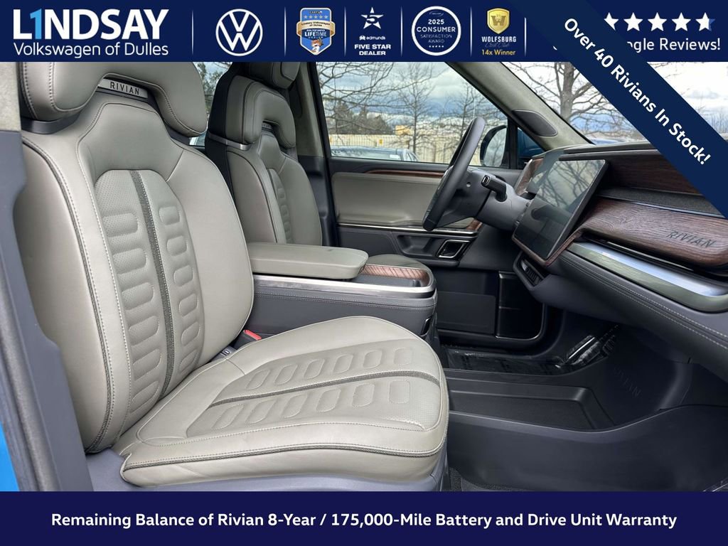 Used 2022 Rivian R1T Adventure image 12