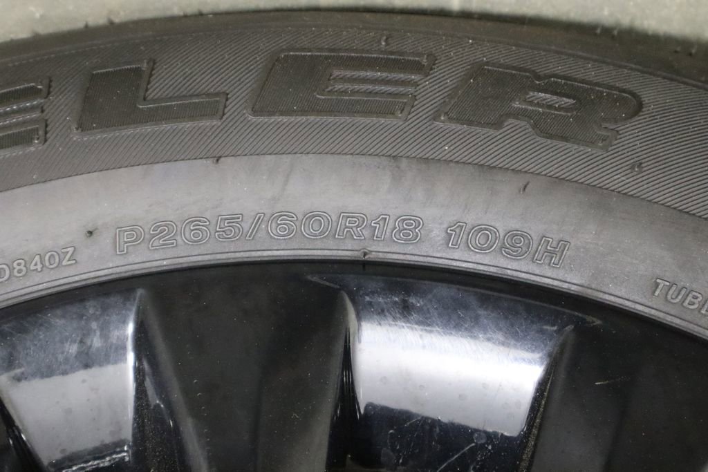 Used 2022 Lexus GX 460 Premium w/ Premium Package image 43