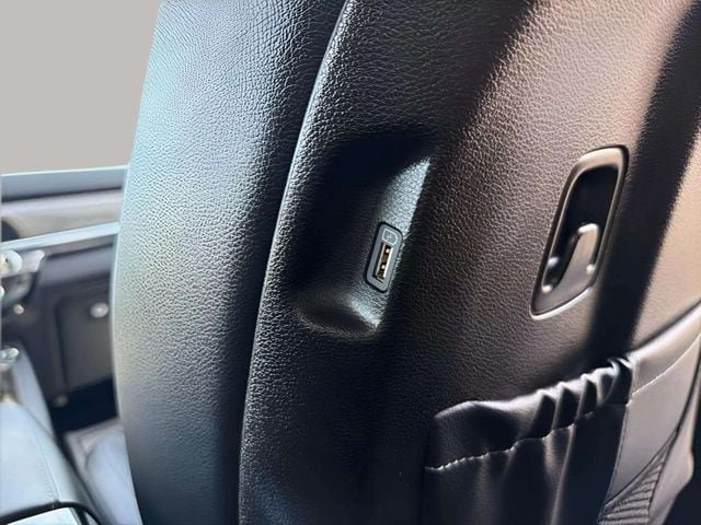 Used 2022 Kia Telluride EX FWD image 18