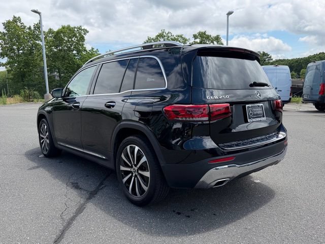Used 2023 Mercedes-Benz GLB 250 4MATIC image 5