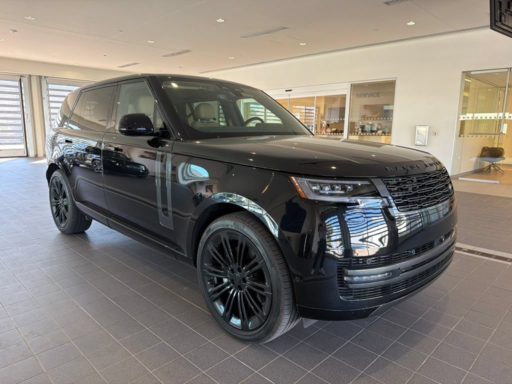 Used 2026 Land Rover Range Rover Long Wheelbase SE AWD/4WD image 7