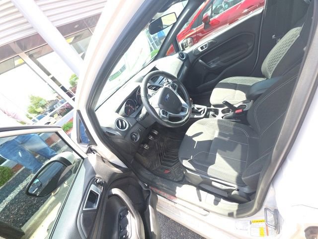 Used 2017 Ford Fiesta ST FWD image 9