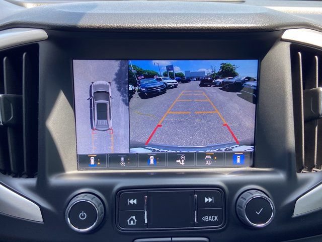 Used 2023 GMC Terrain SLT w/ Tech Package AWD/4WD image 19