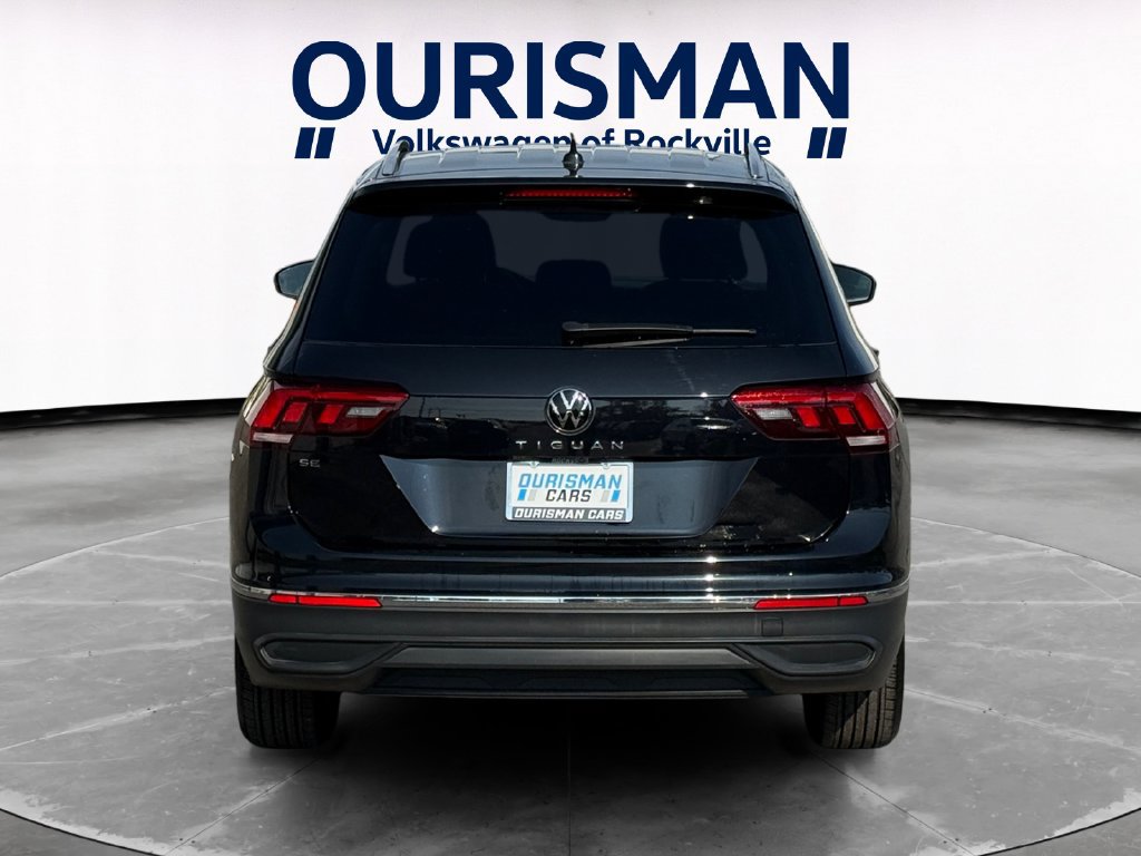 Used 2023 Volkswagen Tiguan SE FWD image 5