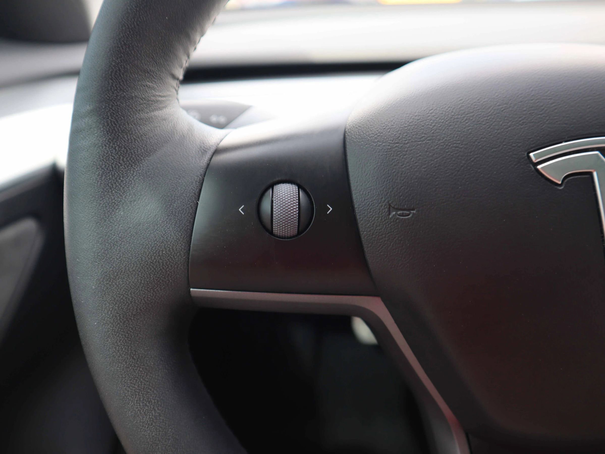 Used 2022 Tesla Model 3 Performance image 15