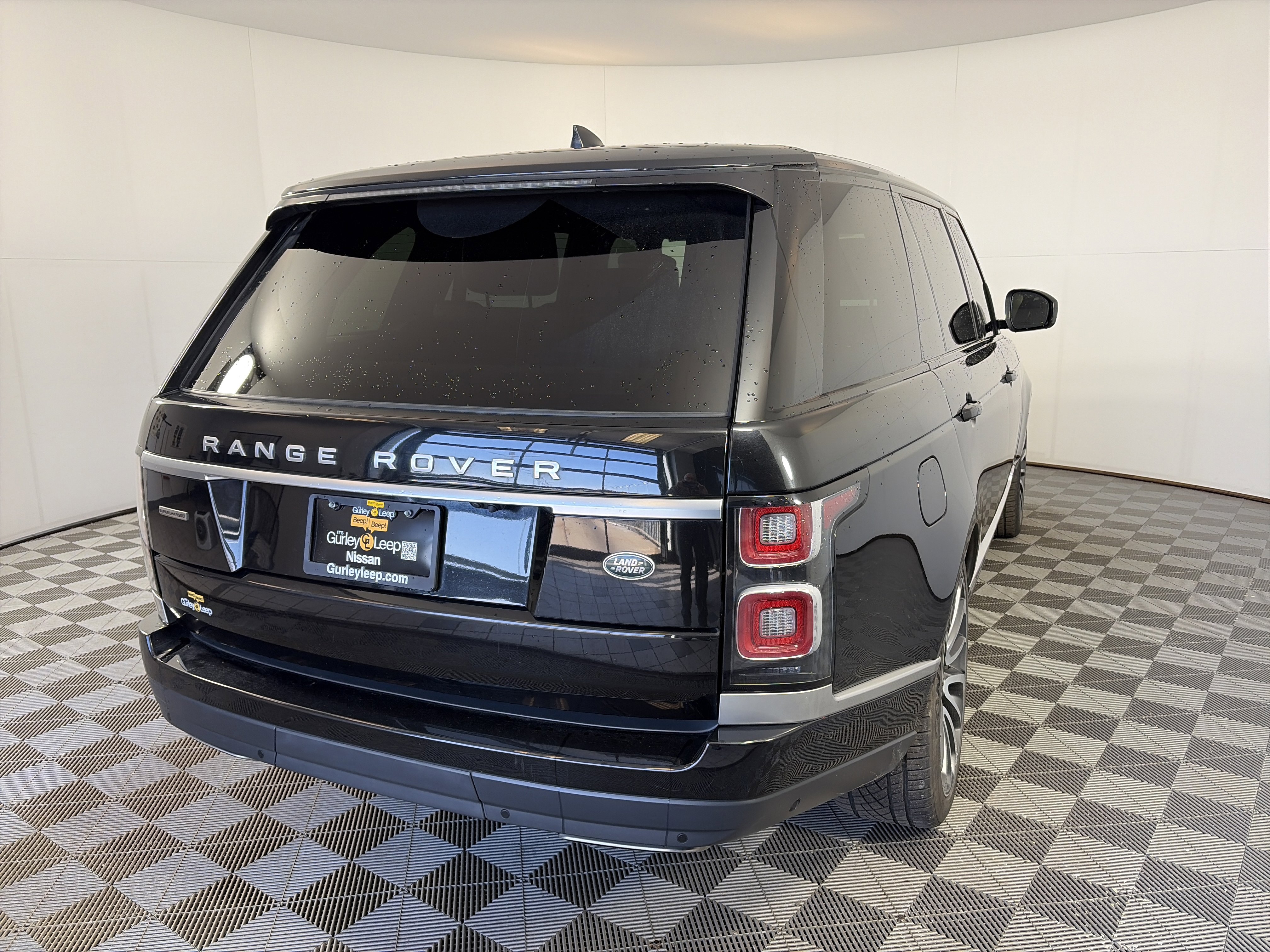 Used 2019 Land Rover Range Rover Long Wheelbase Supercharged image 10