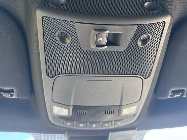 Used 2022 Ford F250 Lariat w/ Lariat Ultimate Package AWD/4WD image 23
