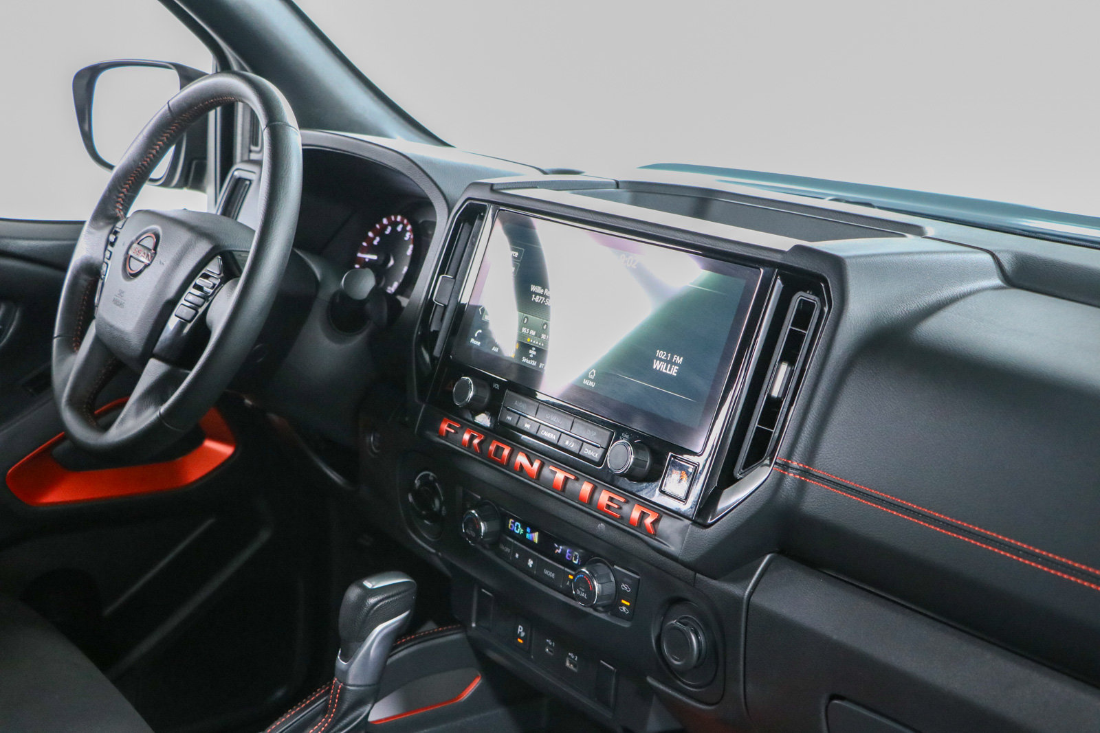 Used 2025 Nissan Frontier PRO-4X w/ Interior Protection Package AWD/4WD image 26