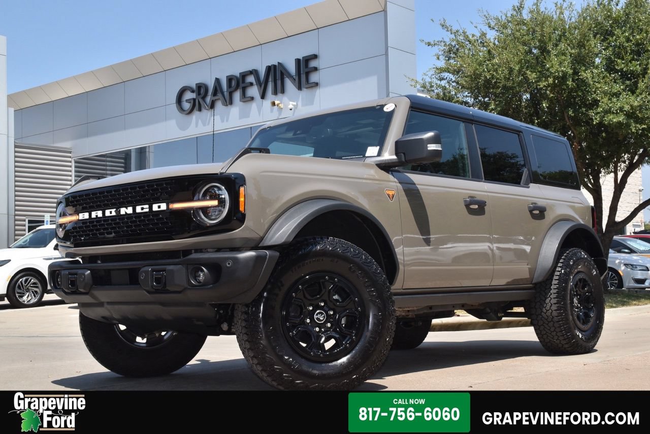 Certified 2025 Ford Bronco Badlands AWD/4WD video 1