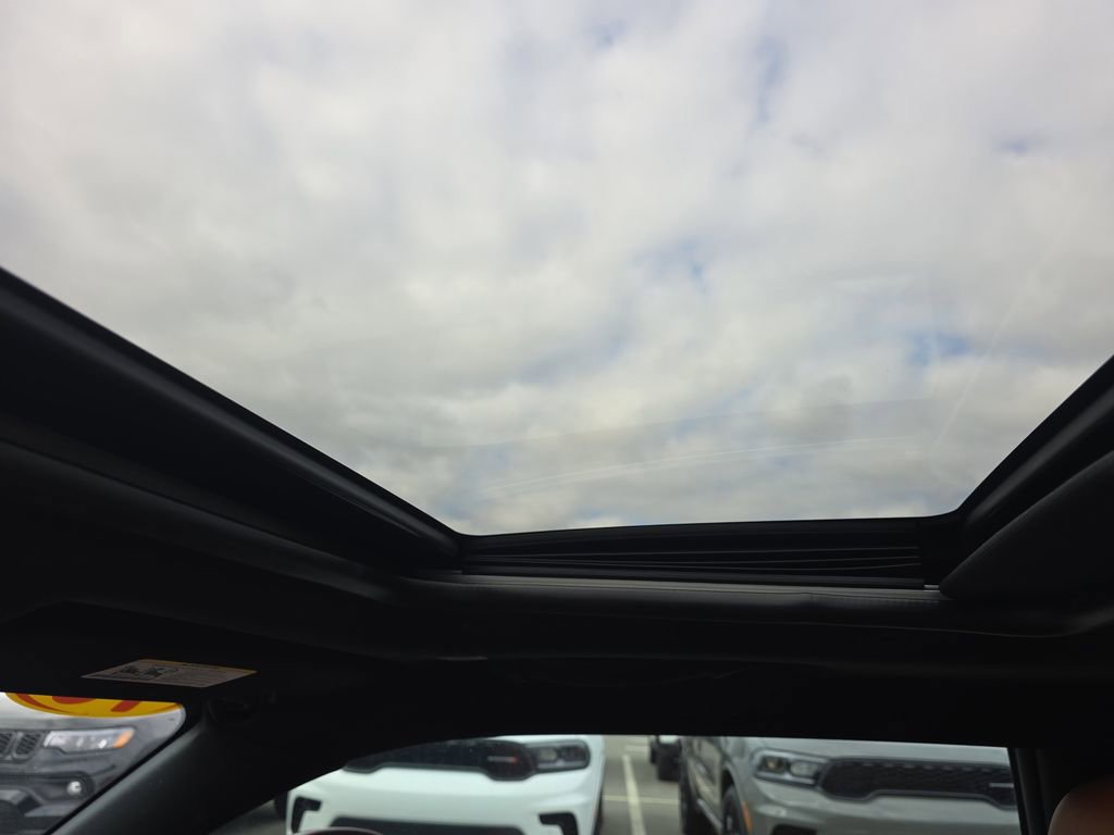 Used 2018 Dodge Challenger SRT Hellcat image 29