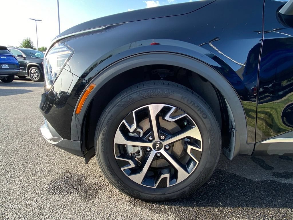 Certified 2024 Kia Sportage EX AWD/4WD image 30