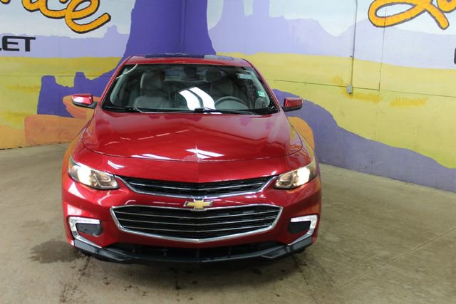 Used 2016 Chevrolet Malibu LT w/ True North Edition FWD image 3