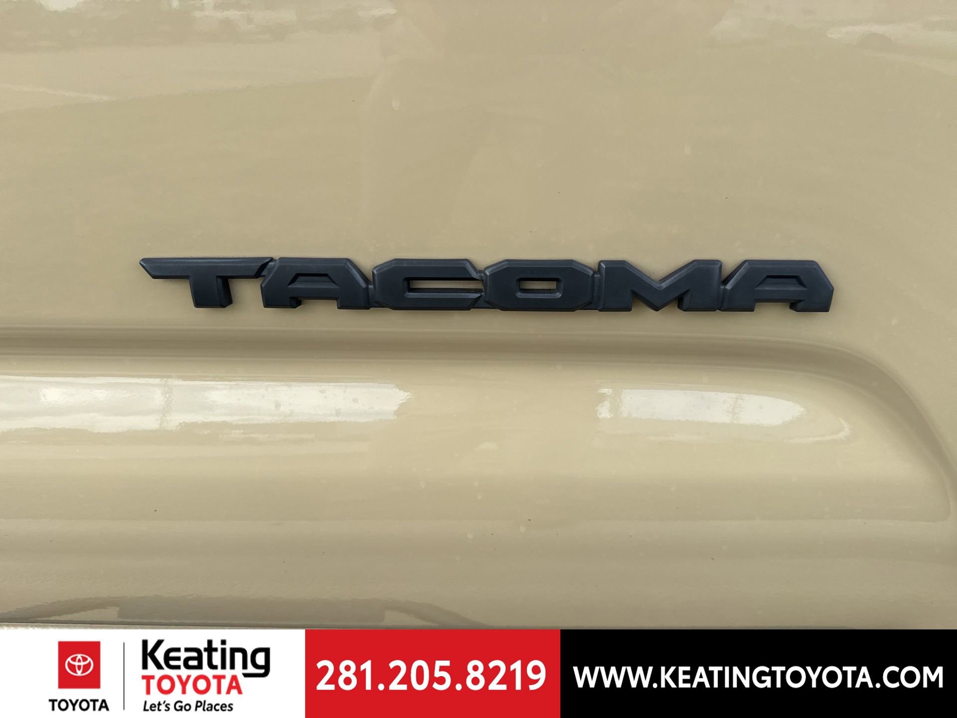 Used 2017 Toyota Tacoma SR5 w/ Tow Package image 9