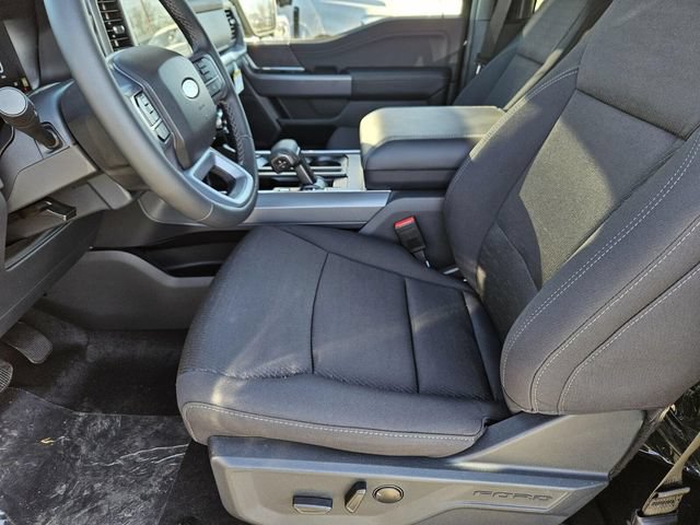 New 2026 Ford F150 XLT w/ Equipment Group 302A MID AWD/4WD image 24