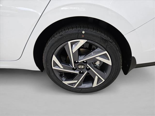 New 2025 Hyundai Elantra Sport image 10