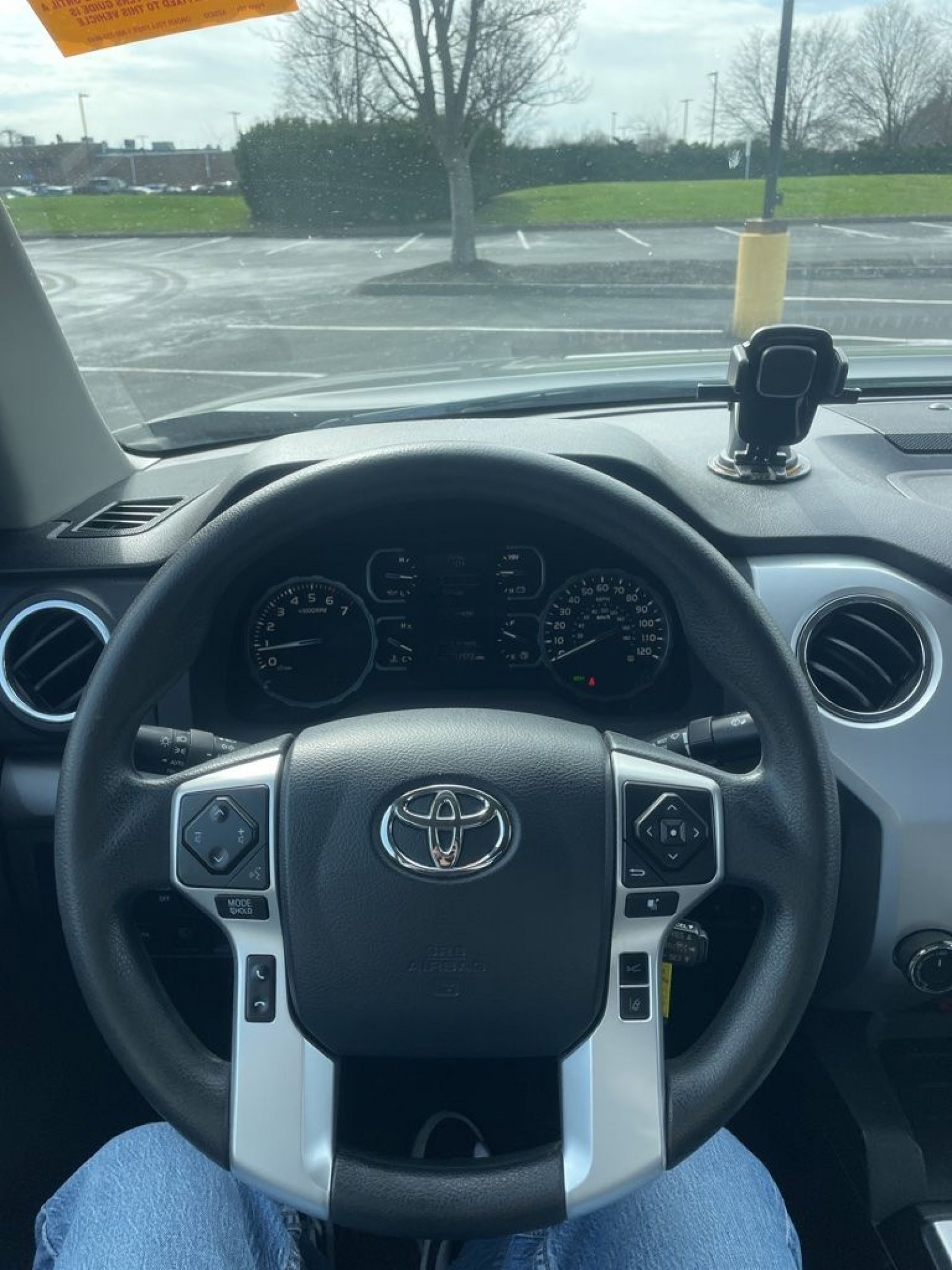 Used 2019 Toyota Tundra SR5 w/ TRD Off Road Package image 10