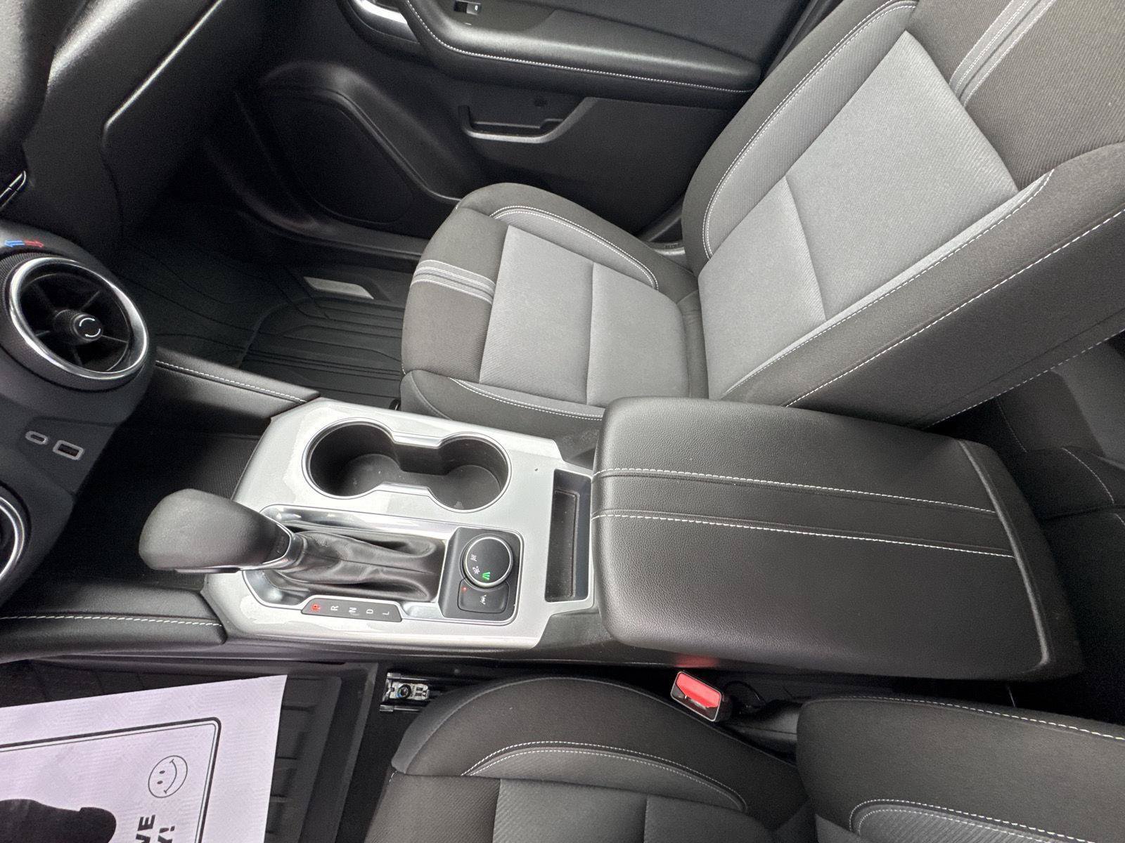 Used 2025 Chevrolet Blazer LT w/ LPO, Floor Liner Package FWD image 26