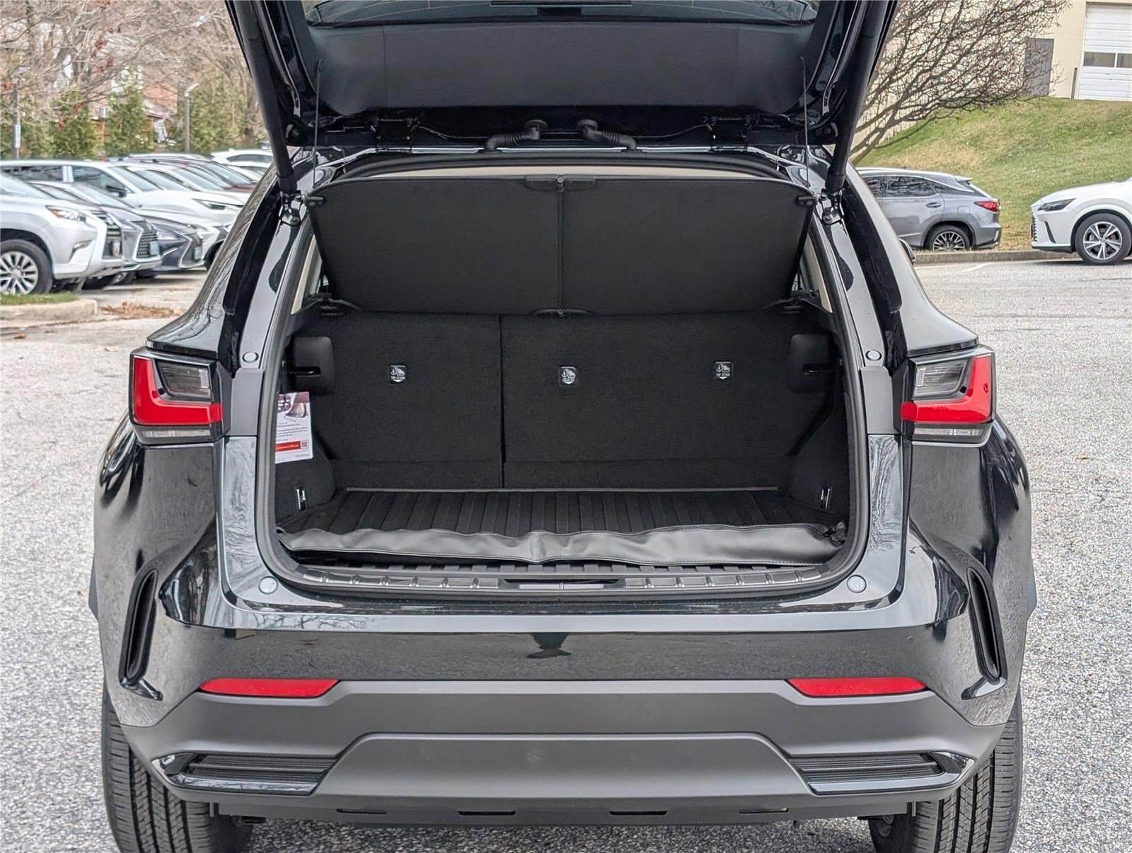 New 2026 Lexus NX 450h+ 450h image 9