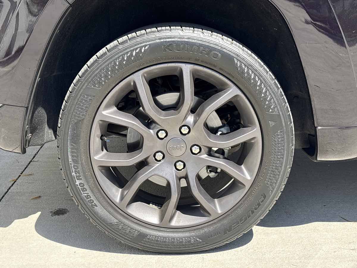 Used 2021 Jeep Grand Cherokee High Altitude RWD image 9