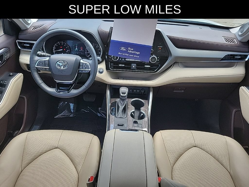 Used 2020 Toyota Highlander Limited FWD image 8