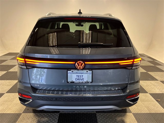 New 2026 Volkswagen Taos SE image 4