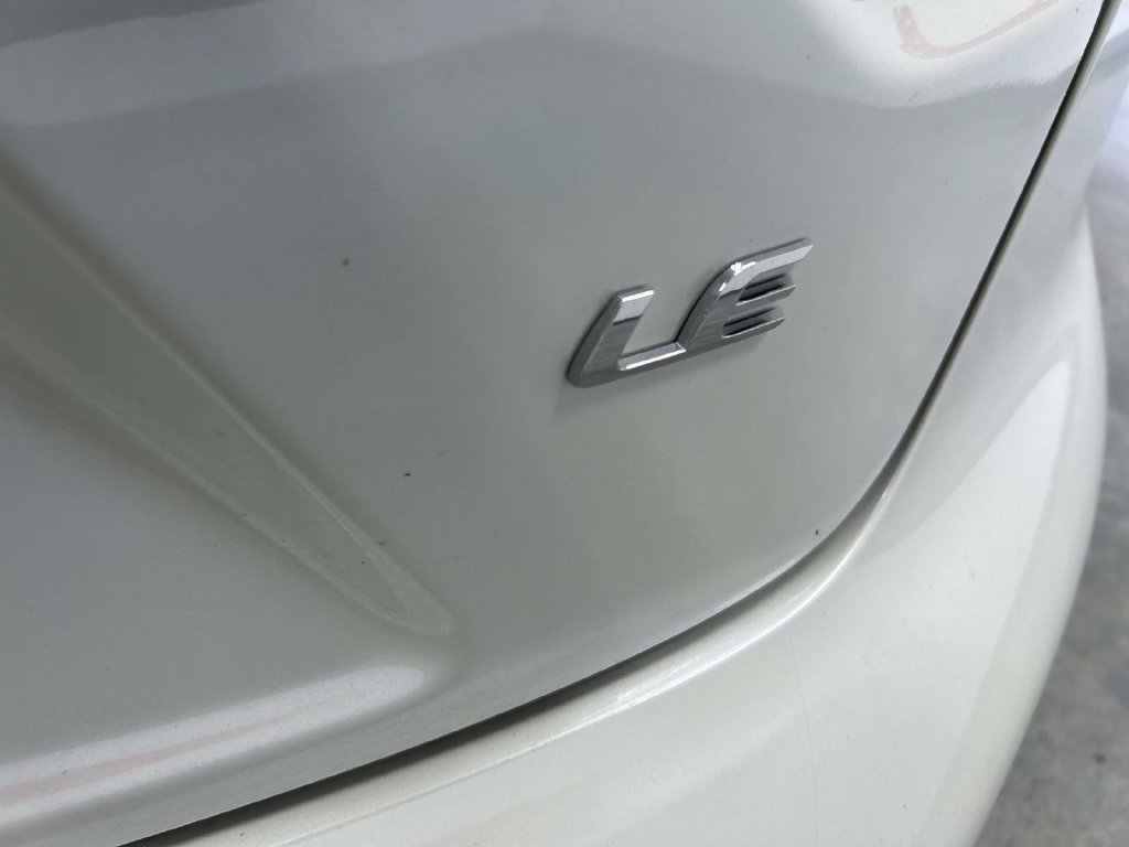 Used 2026 Toyota Corolla LE FWD image 8
